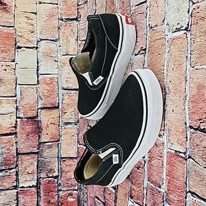 VANS CLASSIC SLIP ON SHOES, WOMANS SIZE 5.5 GUC